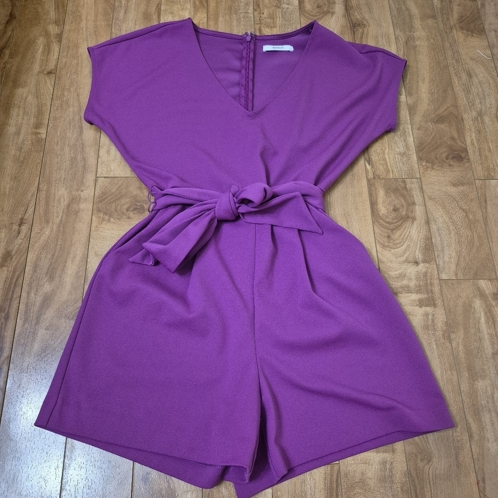 Ricki’s Women's Fuchsia Barbiecore Feminine Wrap-Front Belted Romper Size 6 - Picture 4 of 8